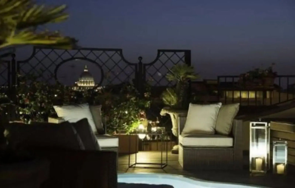 Colonna Palace Hotel