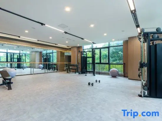 Liangjiang Zhiyu Hotel (Chang'an Science and Technology Park)