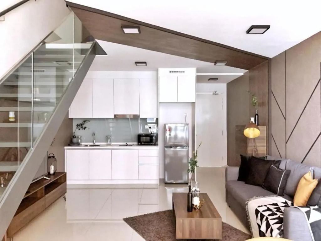 Modern Industrial Duplex Loft- Ekocheras-MRT 3pax