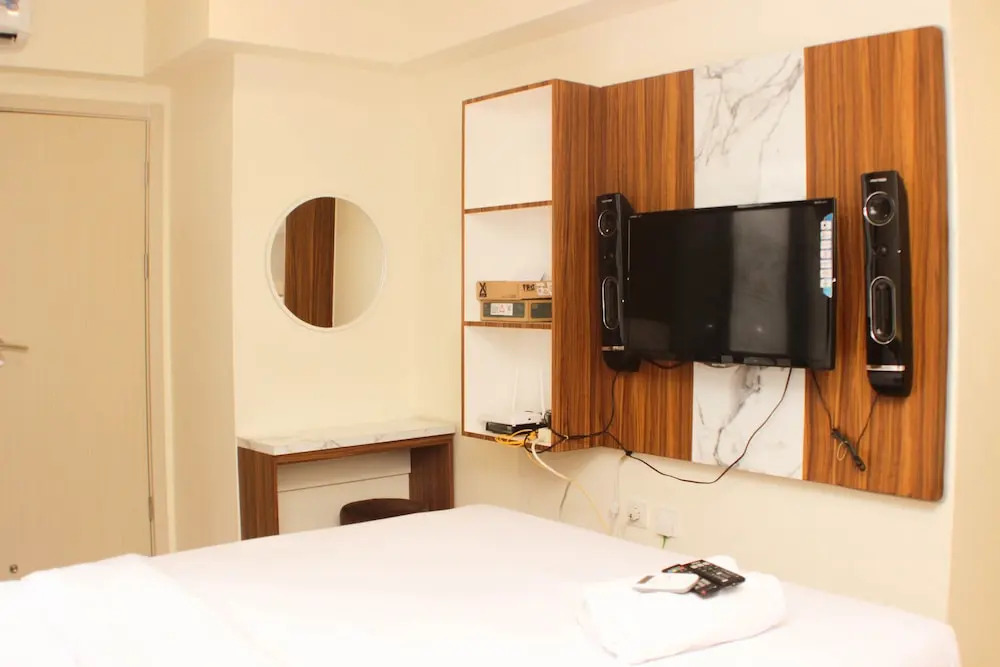 Fully Furnished And Tidy Studio At Meikarta Apartment