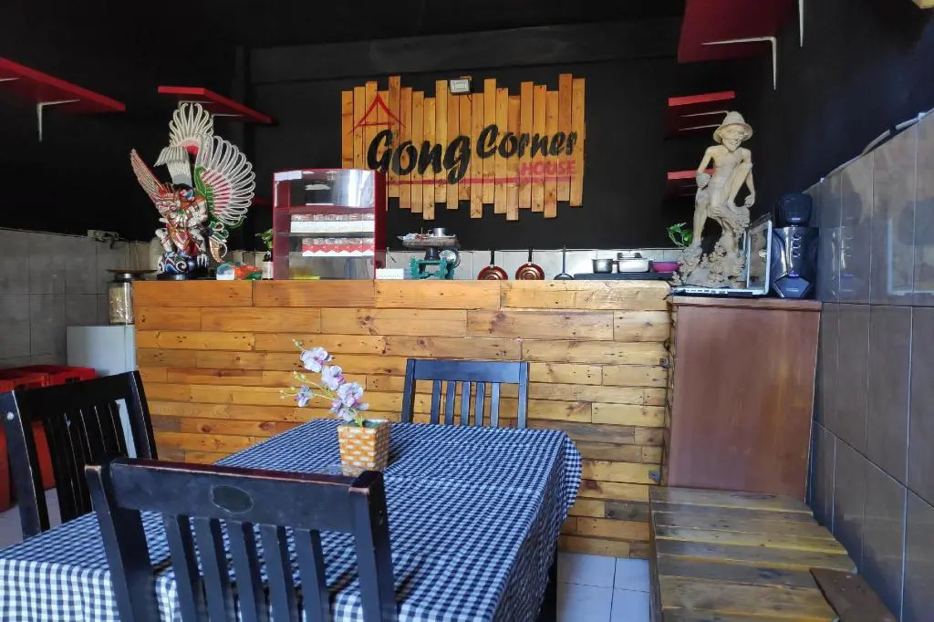 OYO 3694 Gong Corner Guest House 2