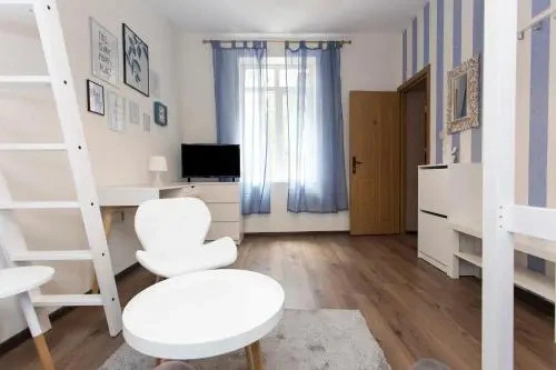 Garibaldi Guest House