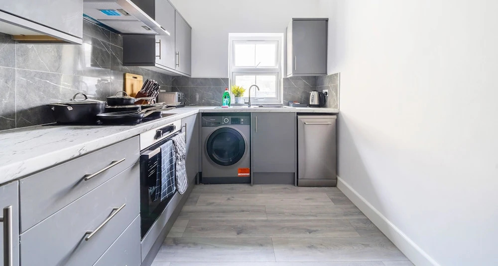 Modern Town Center Apartments Aldershot