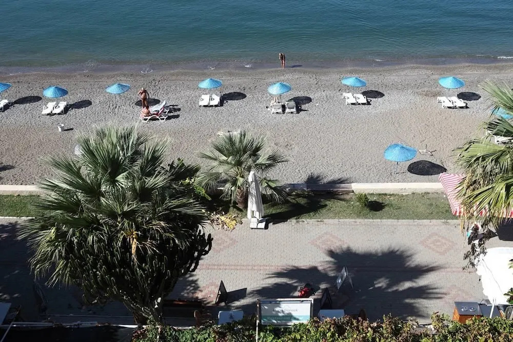 Simsek Hotel
