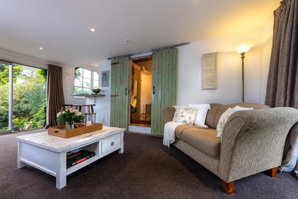Marlborough B & B