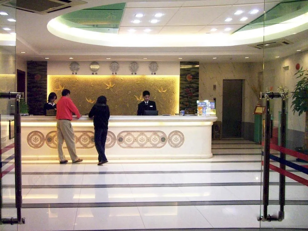Yafeng Hotel Overseas Chinese Town Branch