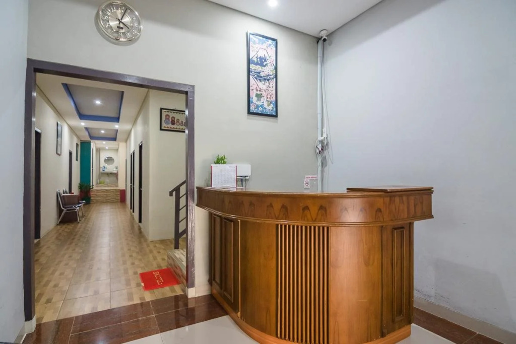 RedDoorz Syariah near Stasiun Kota Bogor