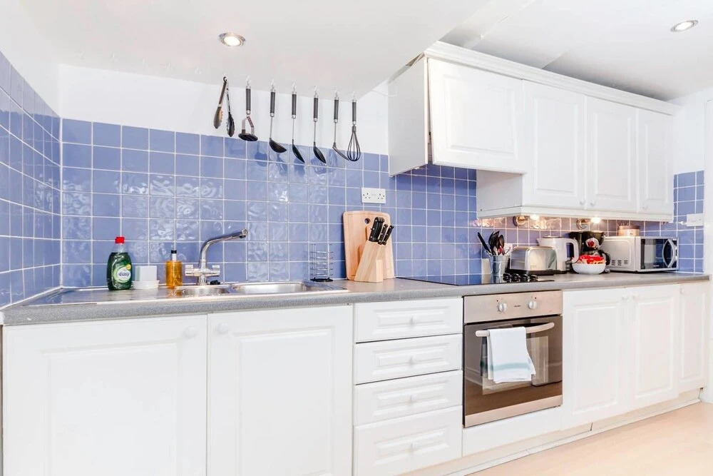Lovely 1 Bedroom Home in Paddington W/patio