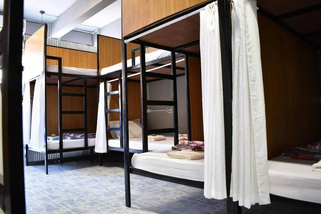 Harbor Hostel - Adults Only