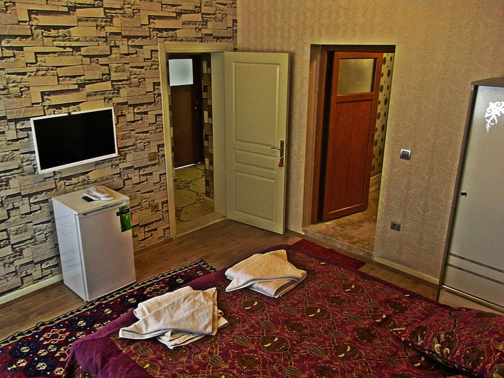 Dedeli Deluxe Hotel