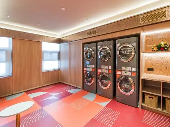 Orange Hotel (Dongying Qingfeng Lake)