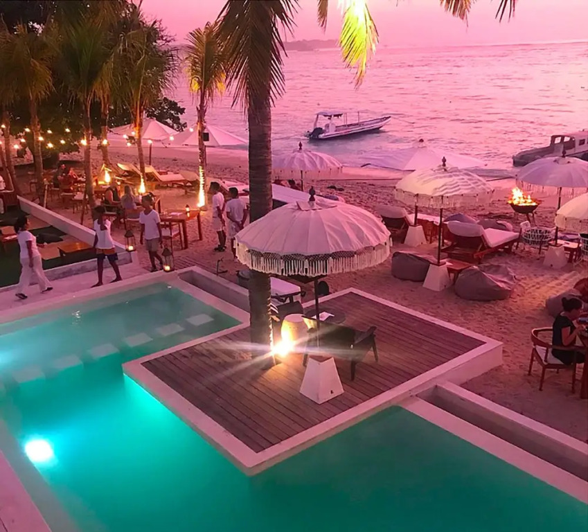 Ohanas Beachfront Resort & Beach Club