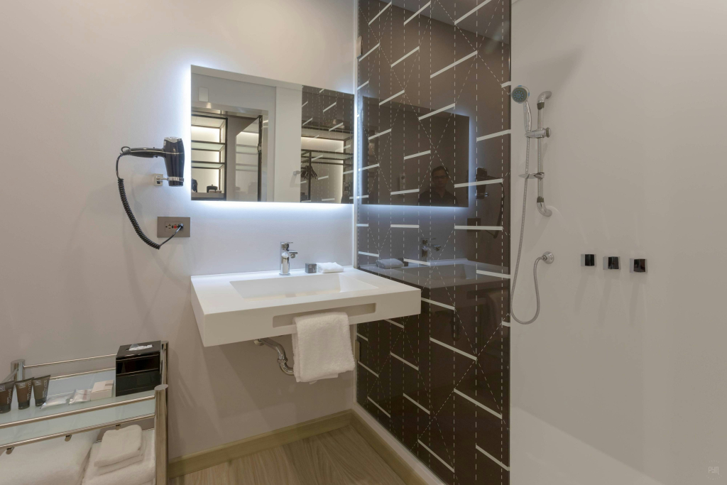 AC Hotel By Marriott Santa Marta