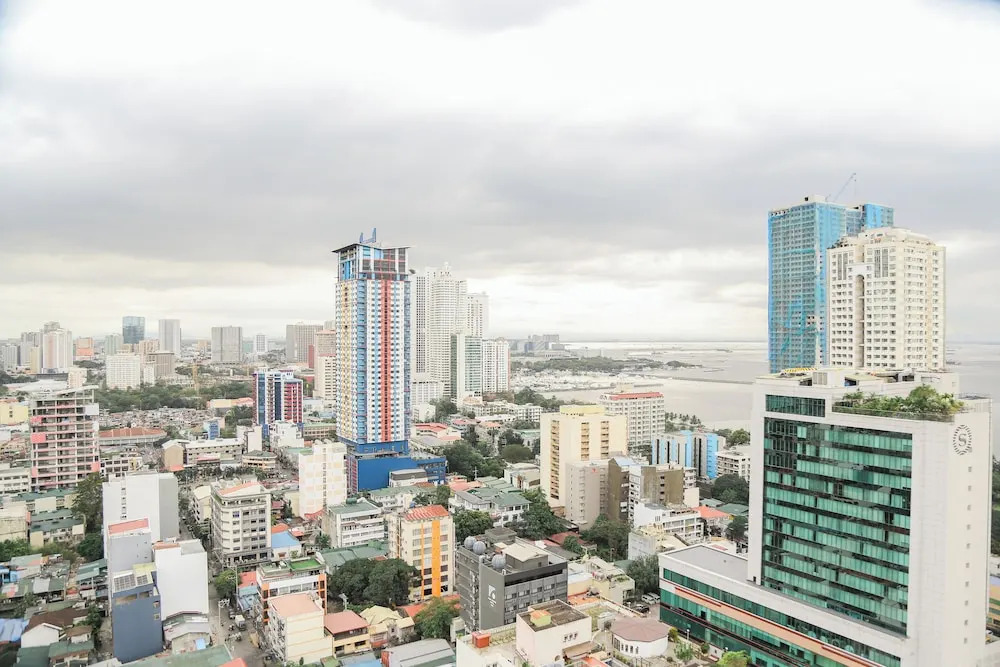 Pacific Bay Grand Suites