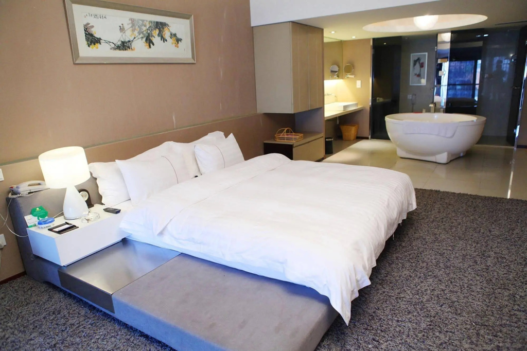 Wuhan Palm Spring International Hotel