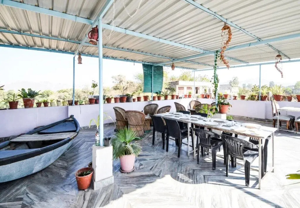 The Royal Villa Hotel & Restaurant