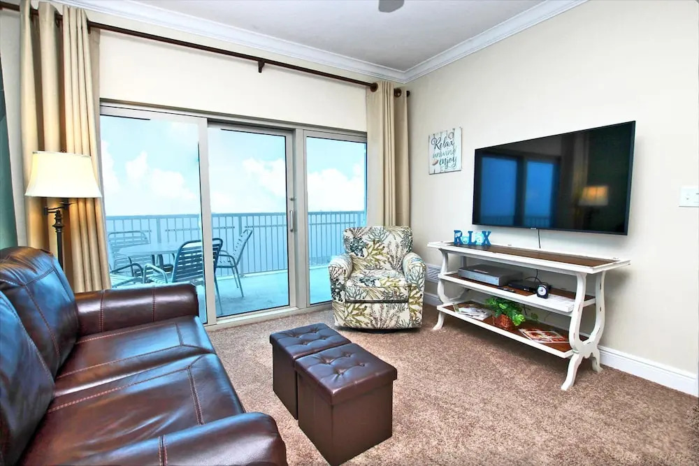 Crystal Tower 1601 by Youngs Suncoast