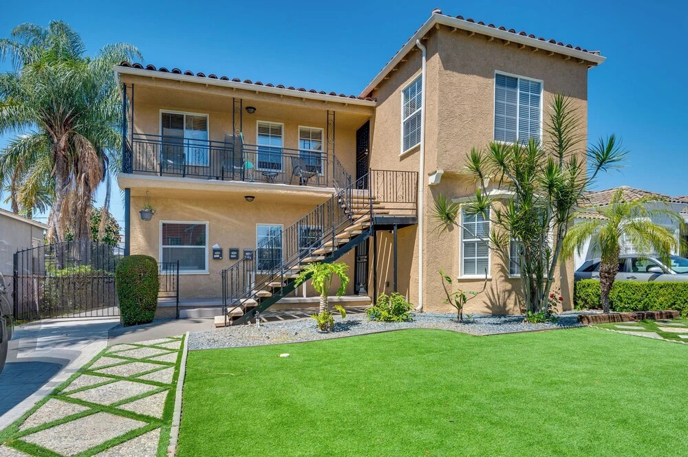 3 Mi to Usc, Museums & Parks! Modern LA Apartment