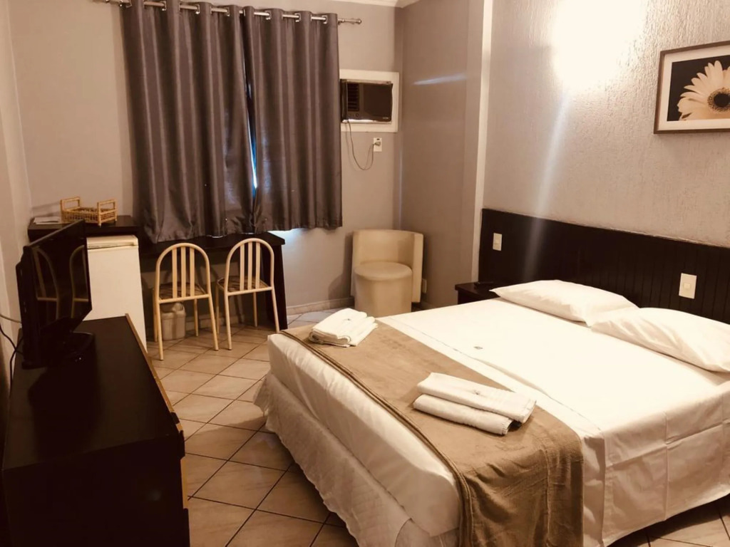 Hotel Econotel by Bsb Inn