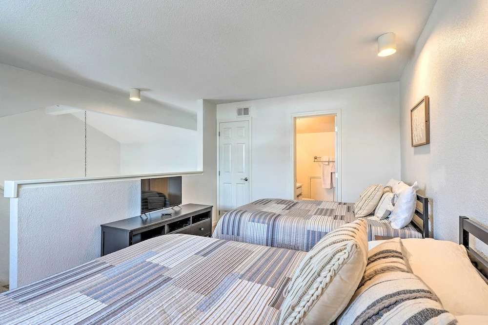 Branson Vacation Rental w/ Resort Amenities