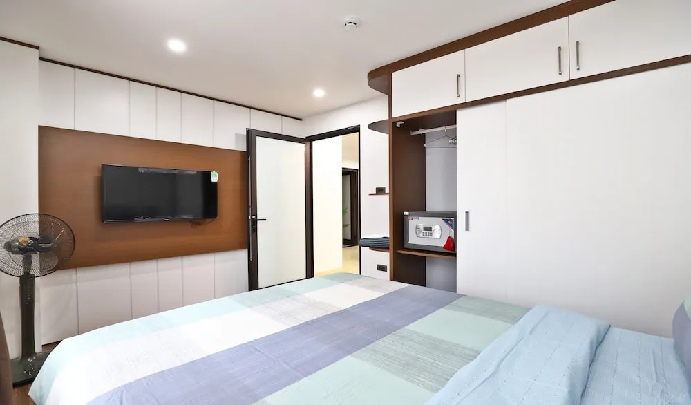 Xuan La Apartment