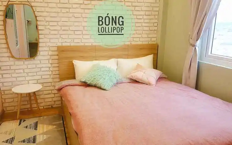 House Of Den & Bong