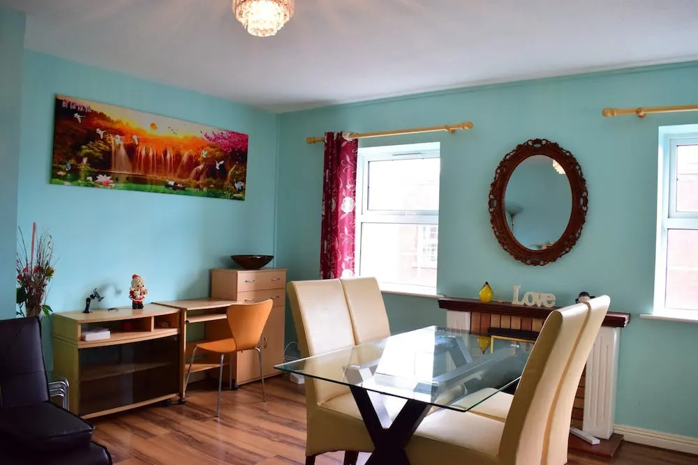 3 Bedroom Apartment With City Centre Location