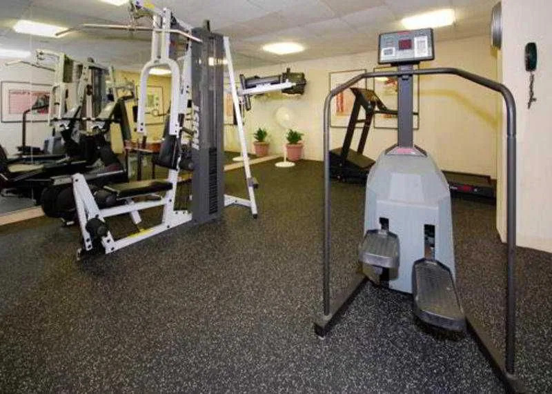 Comfort Inn & Suites College Park