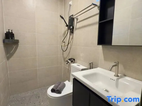 LYL Private Pool Homestay Tambun