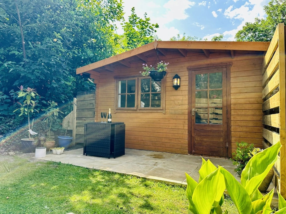 Harveys Lodge