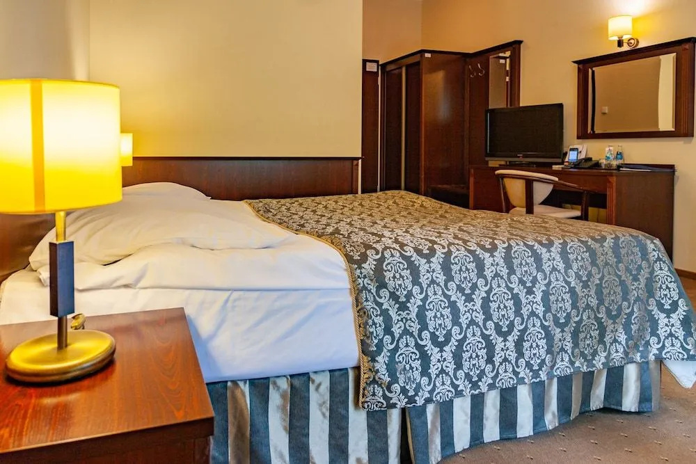 Hotel Roberts Port