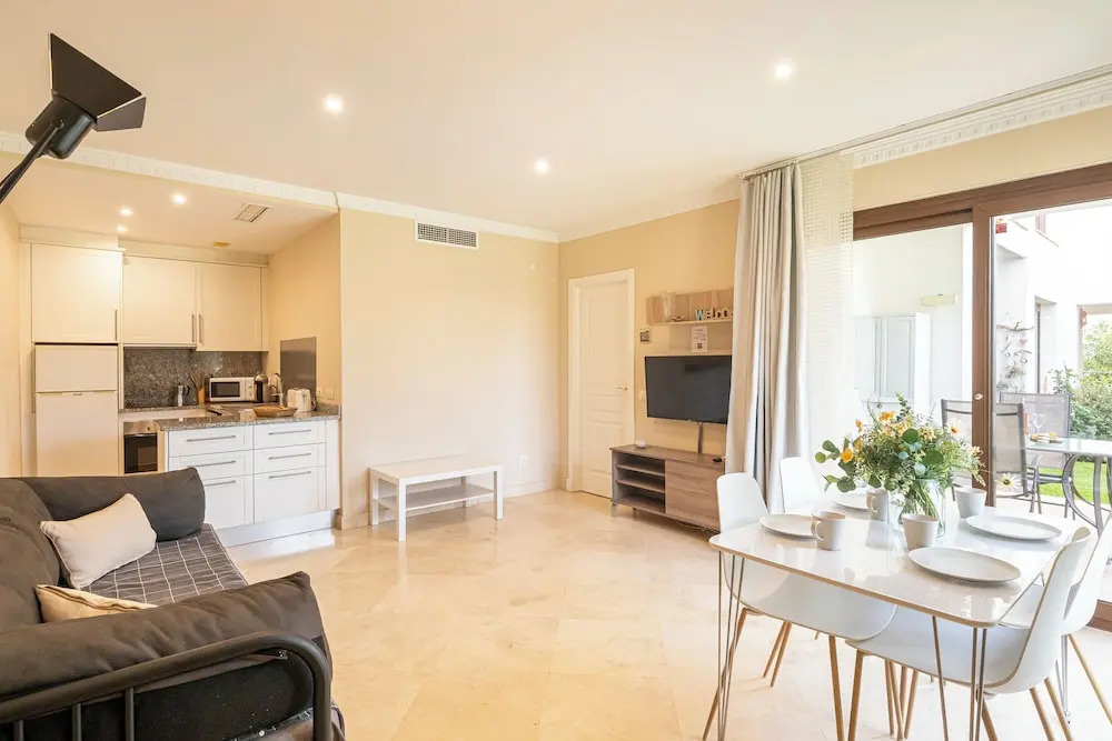Mijas Golf 1-bedr, Terrace & Shared Pool