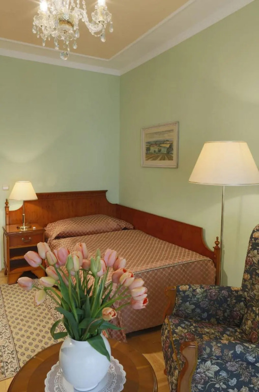 Hotel Bristol