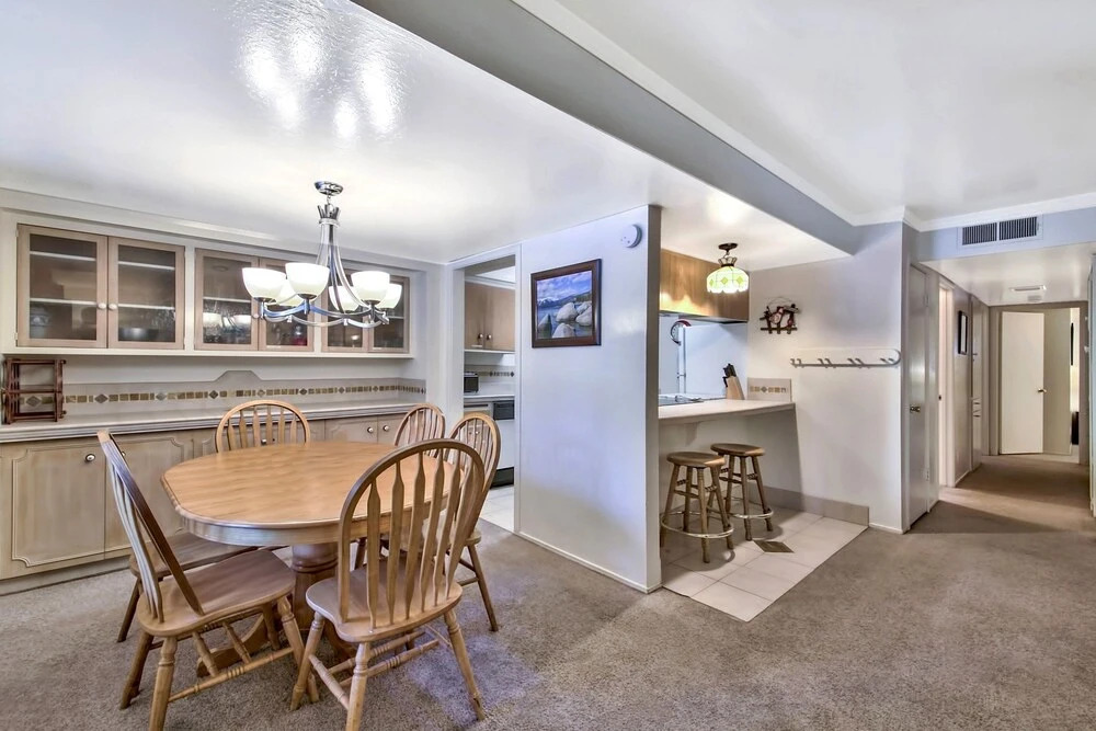 Irving's Bavarian Ge  1139hb 3 Bedroom Condo