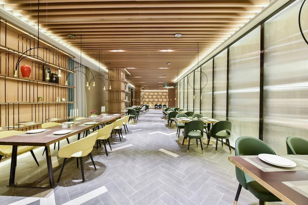 Atour Hotel Linkong New National Exhibition Beijing