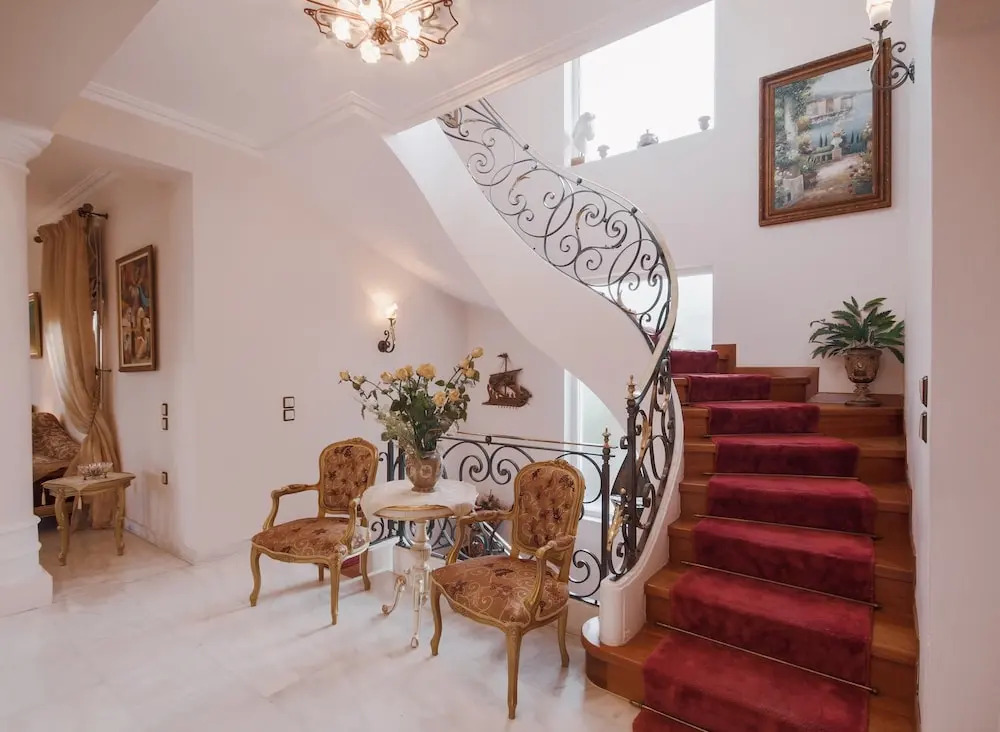 Villa Ellania