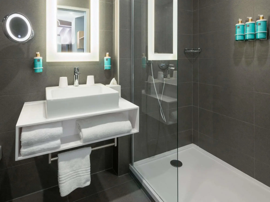 Отель Novotel Belleville Paris 20