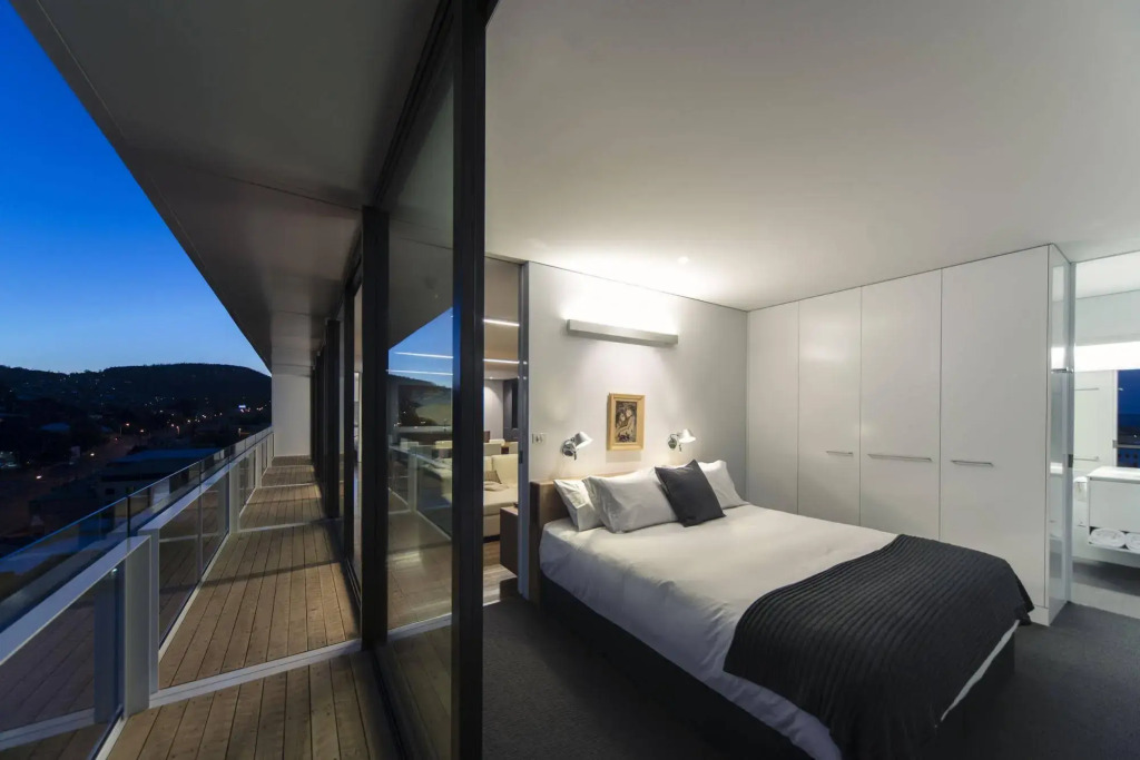 Avalon City Retreat