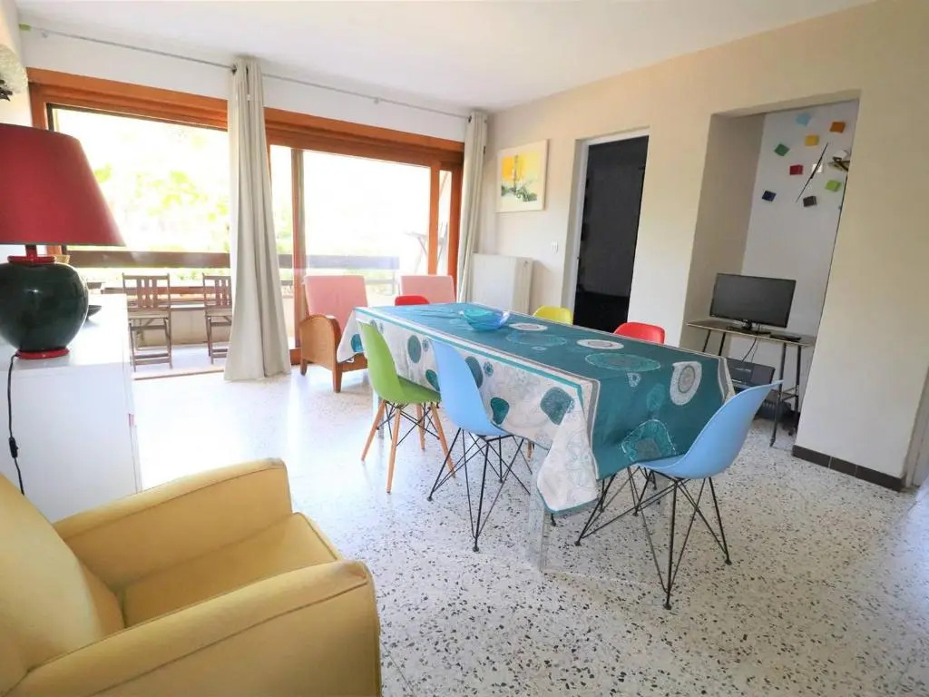 Appartement Le Grau-du-Roi, 3 pièces, 6 personnes - FR-1-307-160