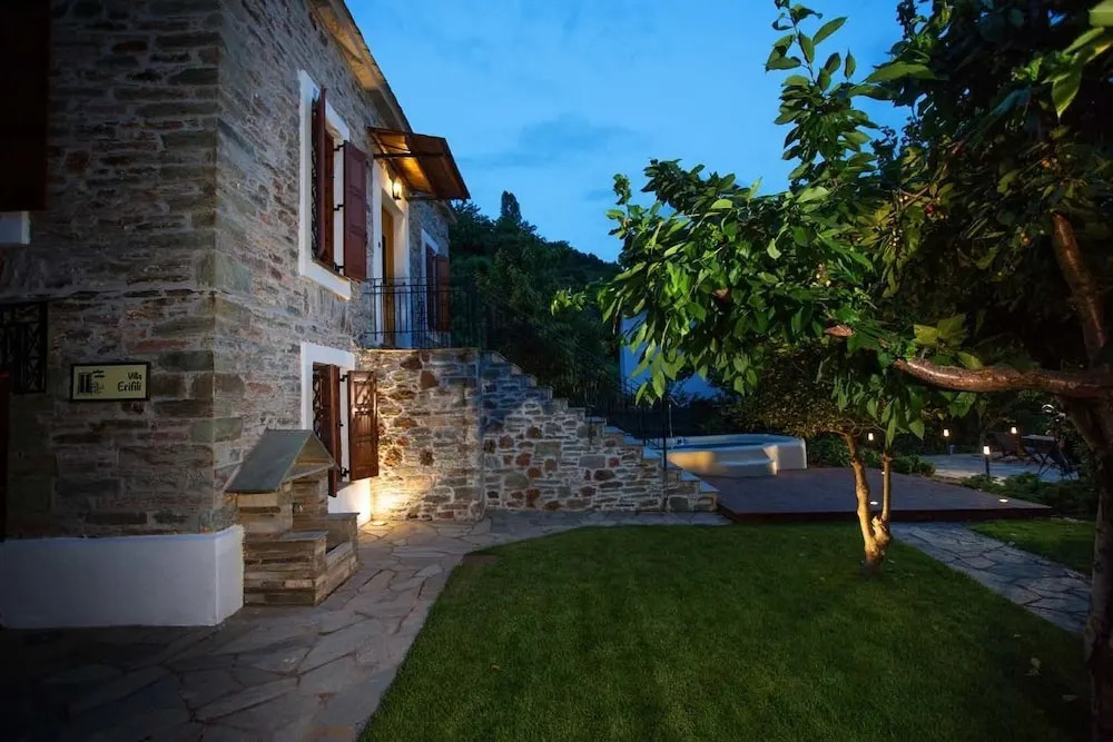 Villa Evridiki by Pelion Esties