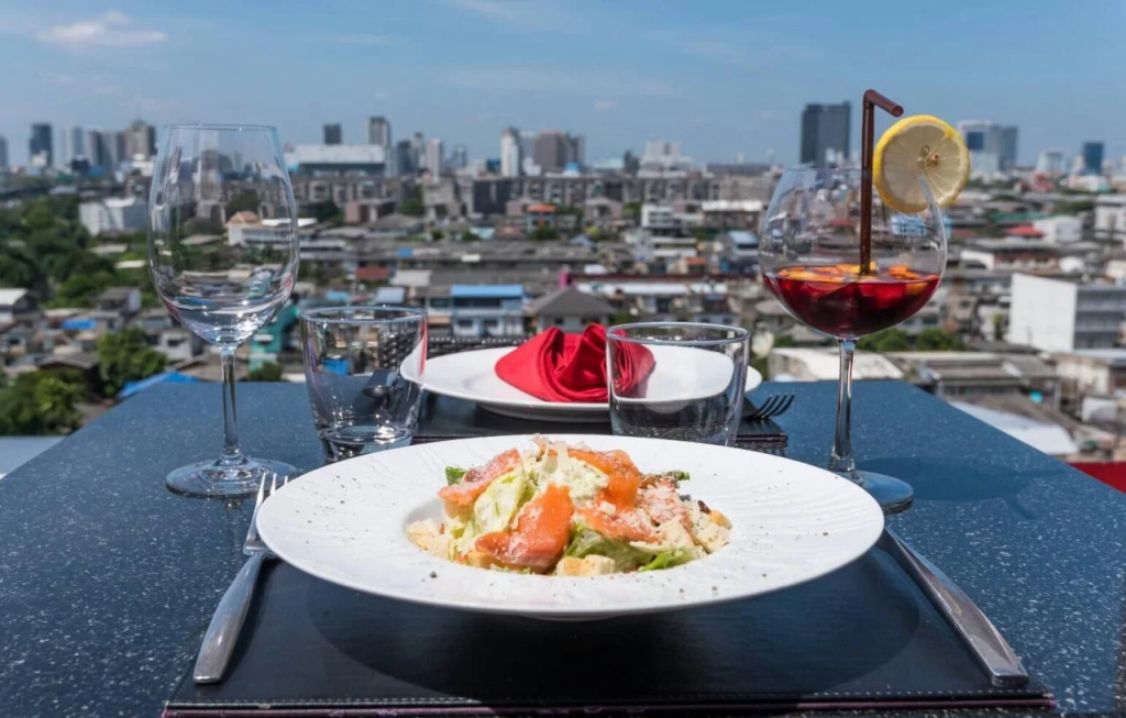 Отель Palette Hi Bangkok