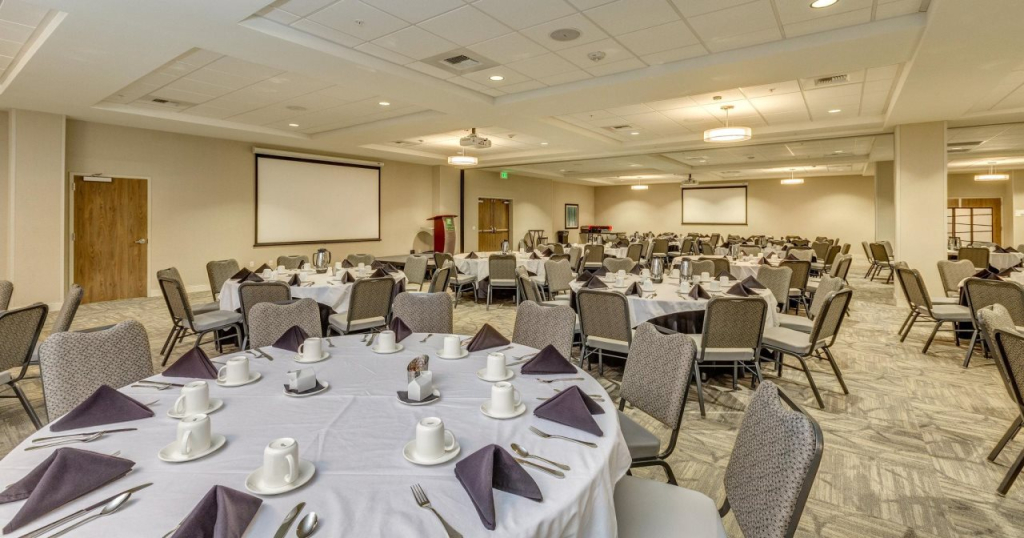 Holiday Inn & Suites Bellingham by IHG