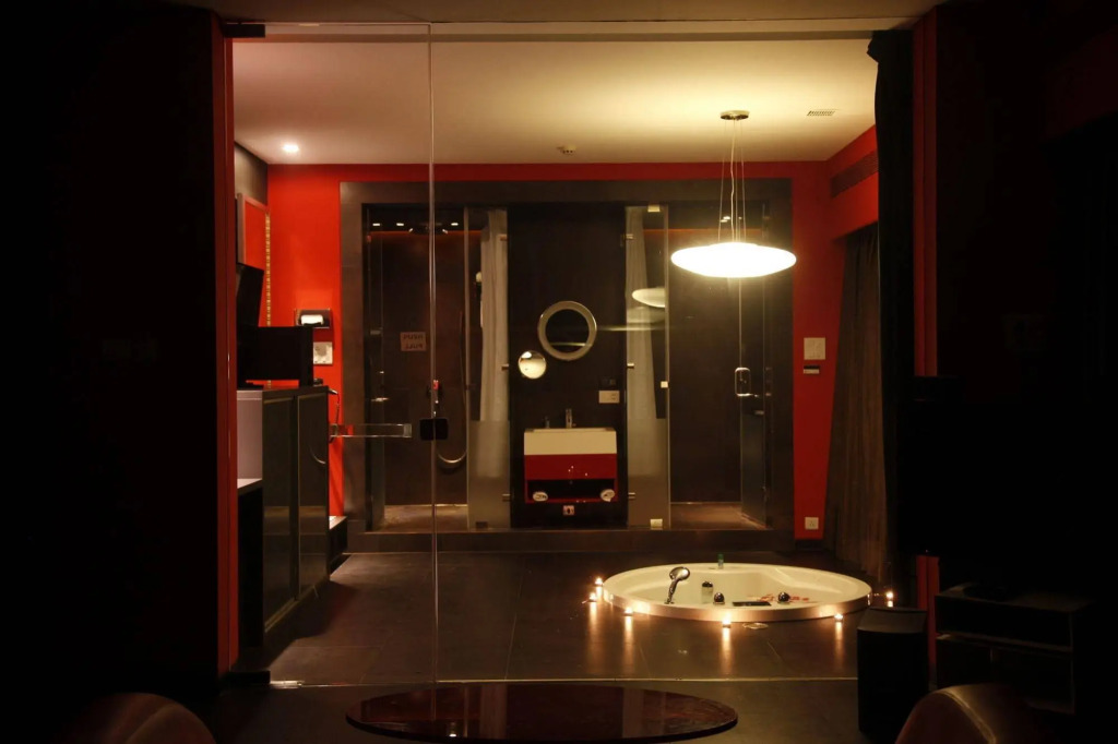 Fahrenheit Hotel