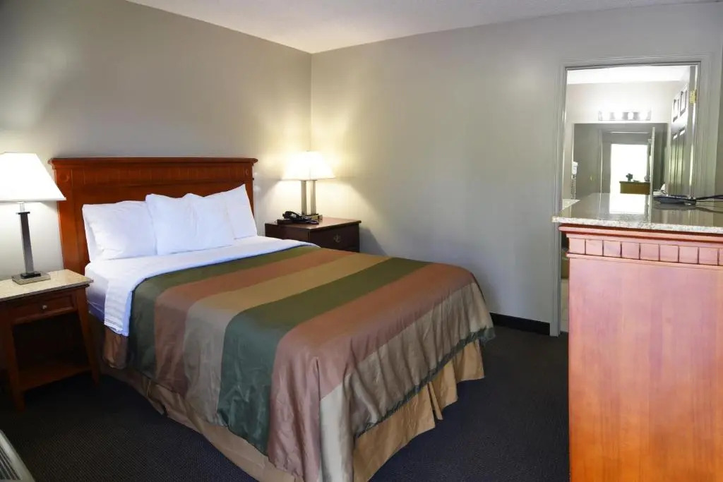 Lynchburg Country Inn