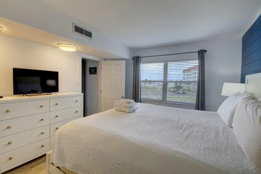 138 El Matador 2 Bedroom Condo