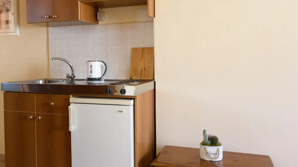 Argyro Apartments and Studios