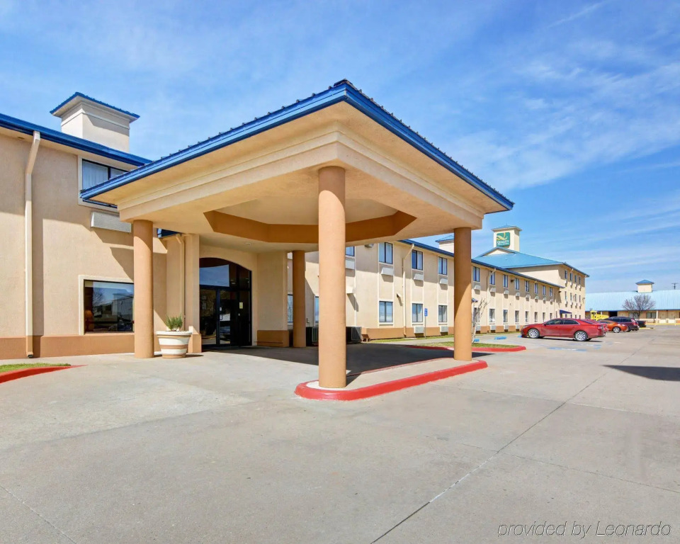 Executive Inn and Suites Wichita Falls