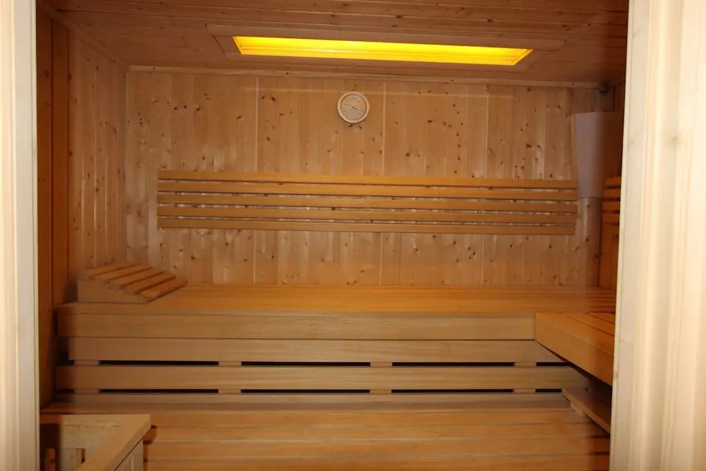 "AU HAVRE DE PAIX" 5 étoiles Prestige jacuzzi, hammam, sauna, PISCINE chauffée Mougins Cannes Grasse