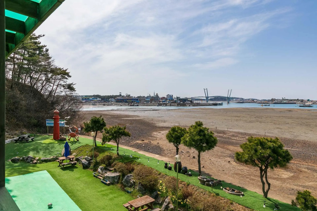 Taean Badanun Boygo Pension
