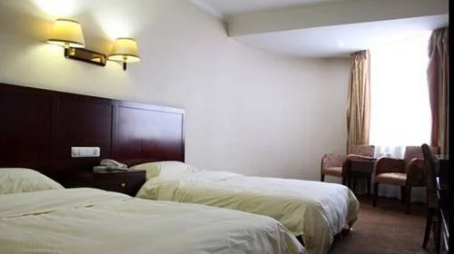 Super 8 by Wyndham Suzhou Taicang Tai Ping